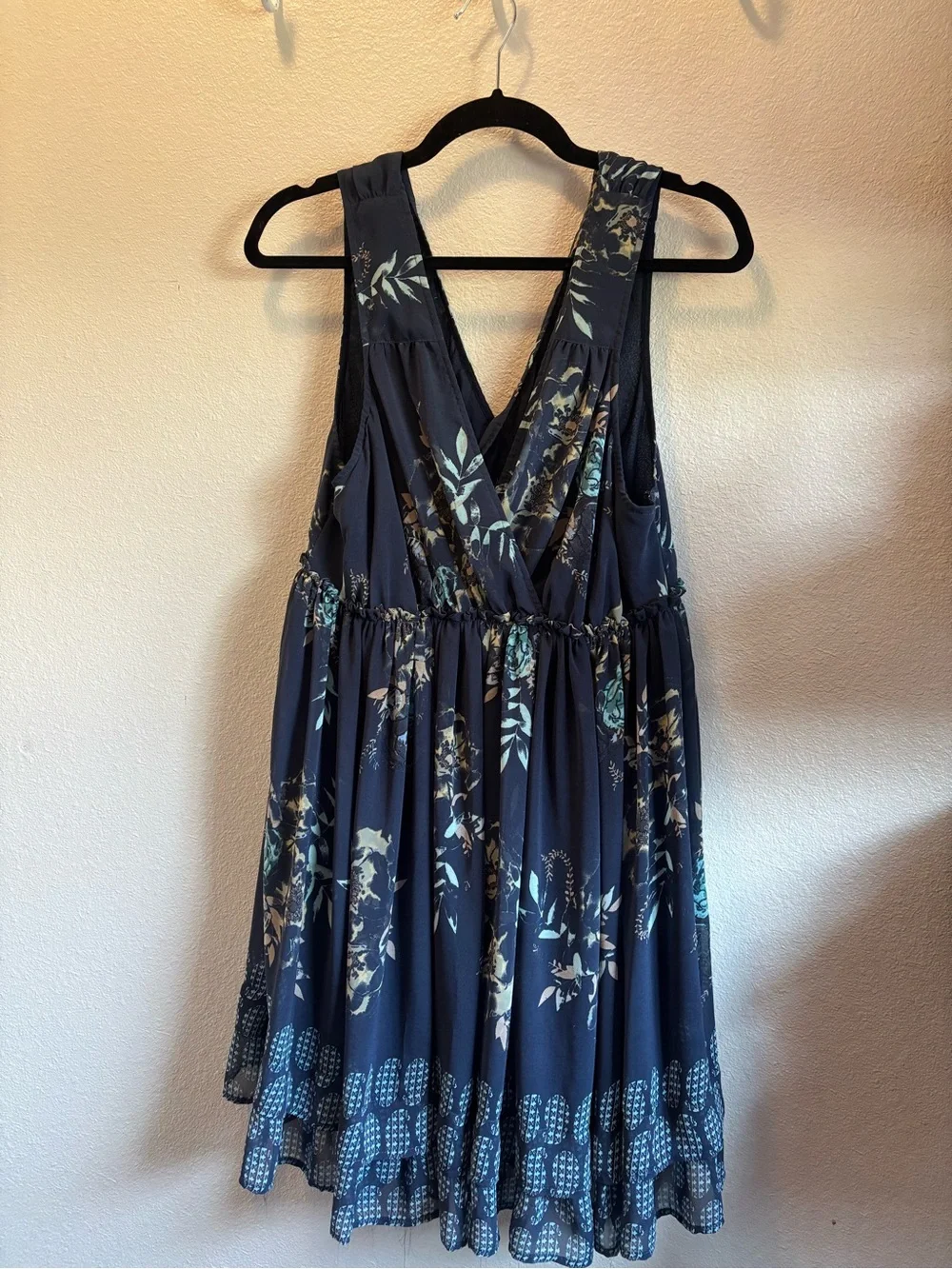 Free People Sleeveless Navy Floral V-Neck Mini Dress